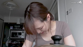 Cunnilingus in the kitchen♡Japanese Amateur Hentai Sex