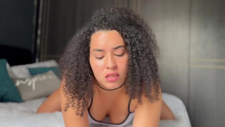 JOI- obedece y pajeate- tu loca quiere leche en su culo-hairylonely