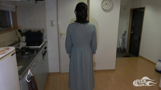 【Episode.1】絶対顔出し不可！？金欠な保育士を見つけたので目隠し＋マスクをさせたまま容赦無く生で入れて種付 ～インタビュー・ソフトな絡み～【個人撮影】