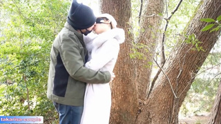 昼間の公園で野外露出♡人が近くを通る度にが興奮であそこがやばいことに♡takarisa-copule/女子大生/素人/カップル/スタイル抜群/公園/japanese amateure