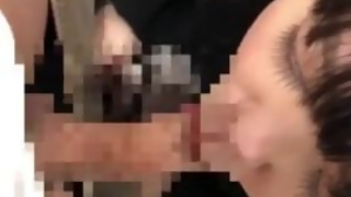 個人撮影 素人 スーパーで買い物中にトイレでフェラ抜き