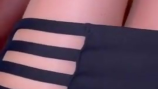 大好きなS妻の綺麗な足で????パンツの中でいかされました????