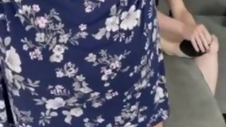 18 year old virgin has sex for the very first time with Hotwife