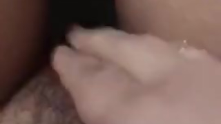 Onlyfans Taboo انطونيو يزغب بنت عربية محجبة ويرضعها زبره تحت الخما