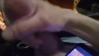 Stroking my kock to chaturbate