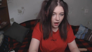 I play with dildo and tits