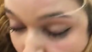 Teenage girlfriend sucking dick when parents are away, HUGE CUMSHOT ????????????????