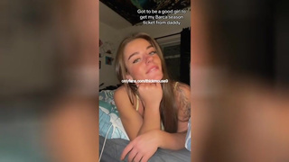 Gym Oops: Barely Legal Girl’s Accidental Pussy Reveal During Workout!