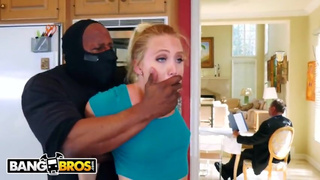 Sexy PAWG AJ Applegate Fucked By Home Invader With Dad In BG