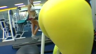 Big Phat Juicy Booties At The Gym