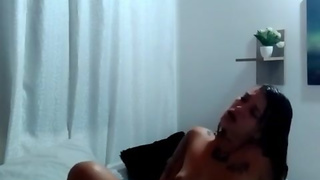 I couldn't stand it and I masturbated near my friend without him seeing me.